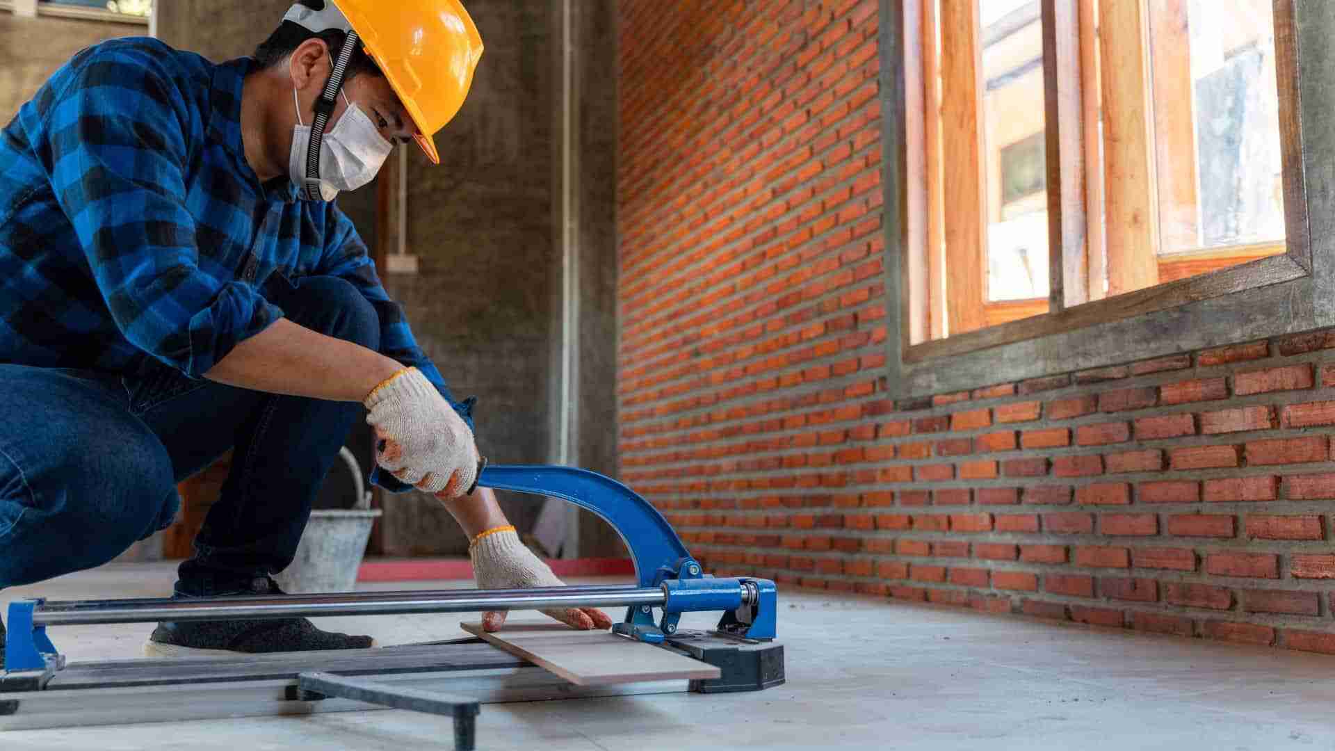 Devenir carreleur indépendant Notre guide pour vous lancer (2024)